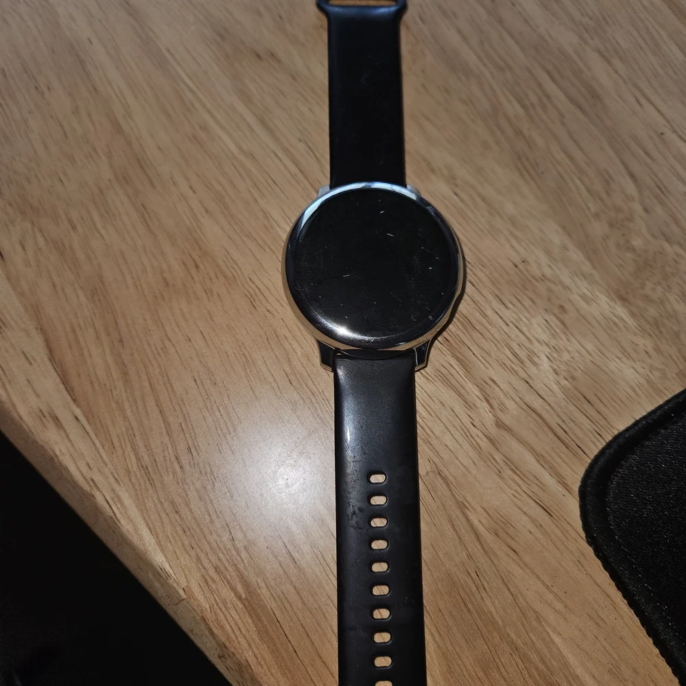 Samsung Galaxy Watch Active2 - Sleek Black Unlocked
